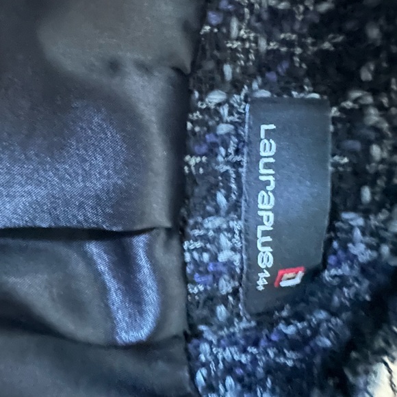 Blue and black woven blazer - Picture 5 of 6